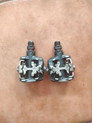 Pedales Shimano MTB