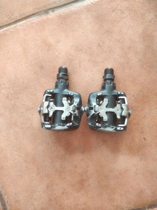Pedales Shimano MTB