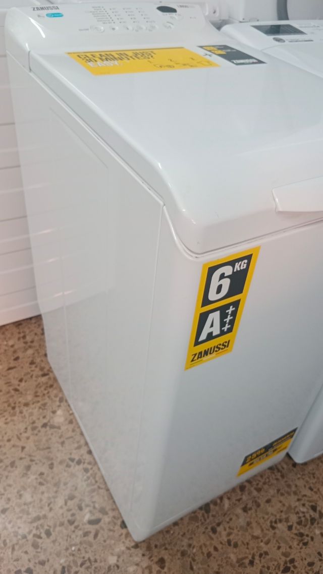 Lavadora Zanussi 6kg - Carga superior