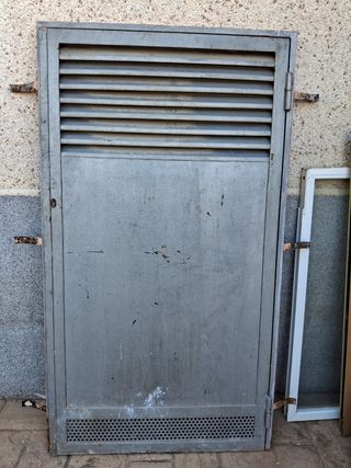 Puerta exterior hierro - Como nueva