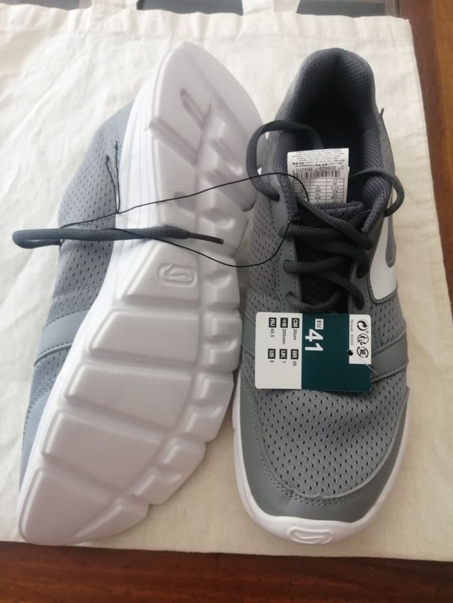 Zapatillas NUEVAS Kalenji 41 Hombre