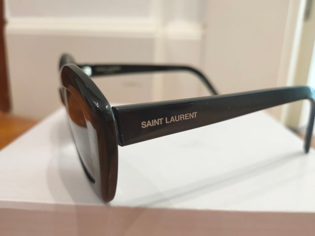 Gafas Yves Saint Laurent negras