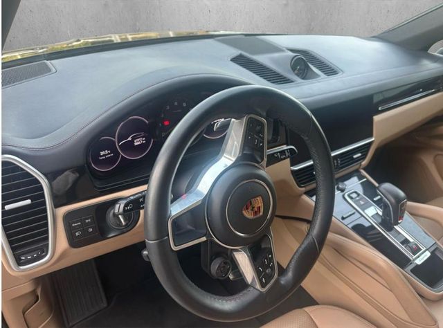Porsche Cayenne COUPE E HYBRID 2023