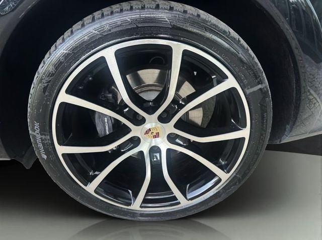 Porsche Cayenne COUPE E HYBRID 2023