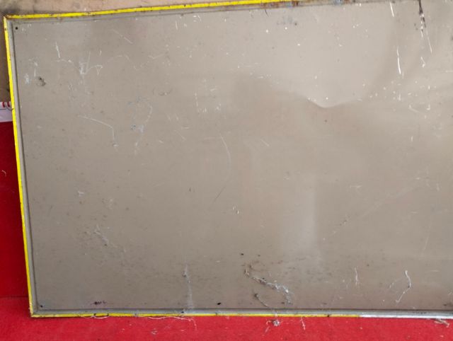 Distintivo pubblicitario Schweppes