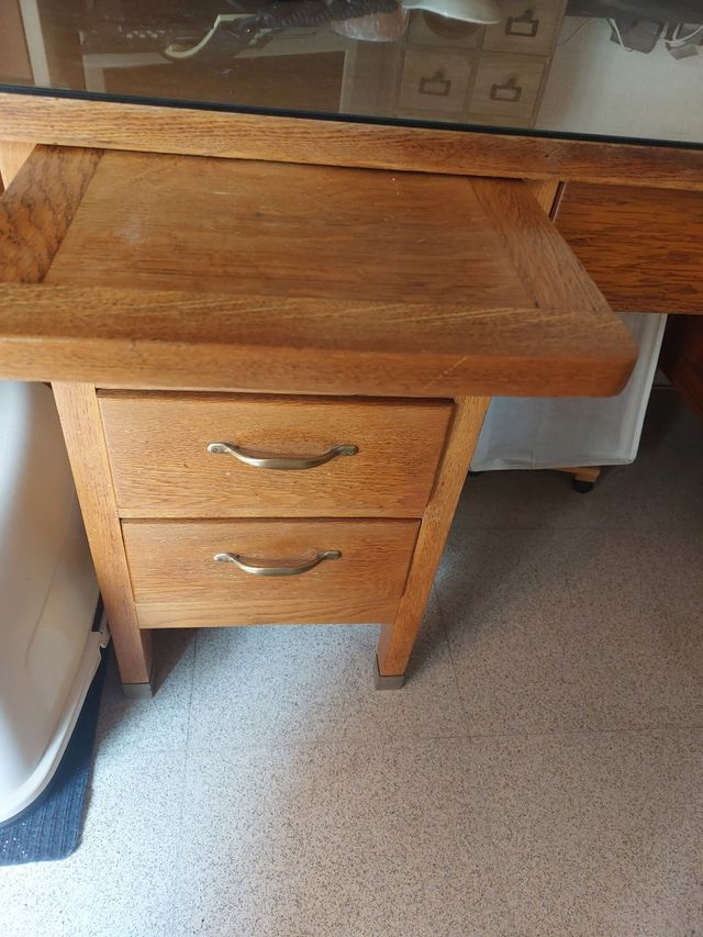 Mesa escritorio antigua de madera