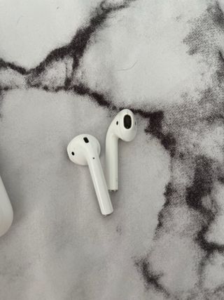 AirPods 1ª Gen. Apple Blancos