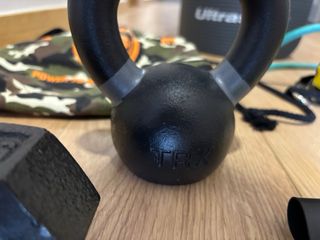 Kit fitness: Kettlebell, mancuernas, TRX, colchone
