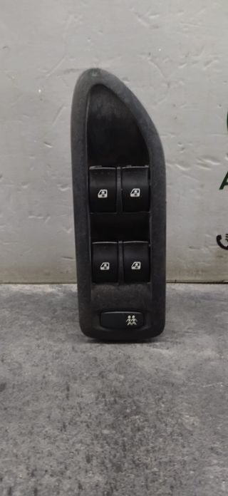 MANDO ELEVALUNAS RENAULT LAGUNA DEL IZQ 
