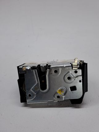 CERRADURA PUERTA TRASERA DERECHA LAND ROVER FREELANDER (LN)