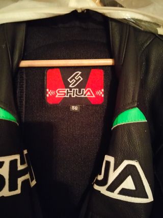 Mono moto cuero SHUA talla 56