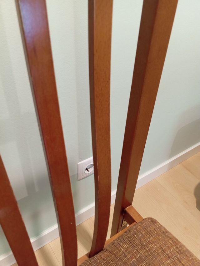 Pack Sillas de madera tapizadas