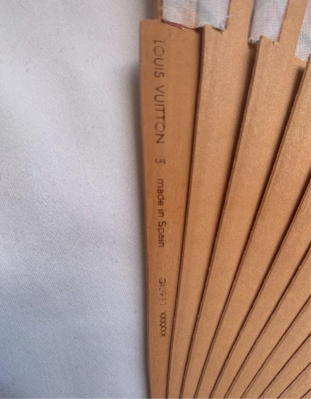 Louis Vuitton original Abanico Louis Vuitton Pink