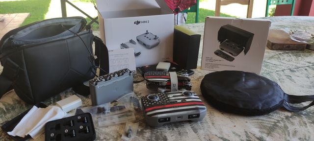 DJI Mini 2 - Drone con diseño Thin Red Line