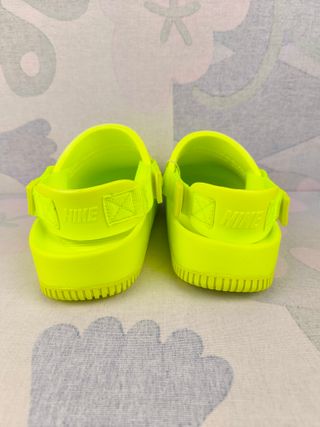 Nike Mule Amarelas - Tamanho 40