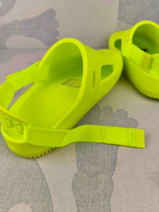 Nike Mule Amarelas - Tamanho 40