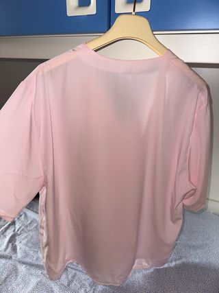 Camicia donna rosa cipria – elegante e versatile
