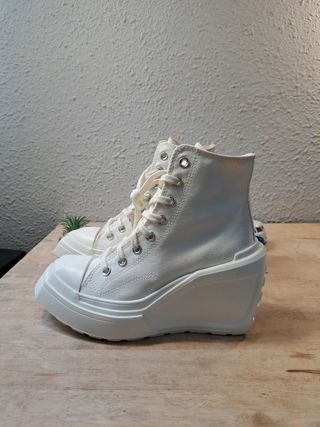 Converse blancas plataforma 37
