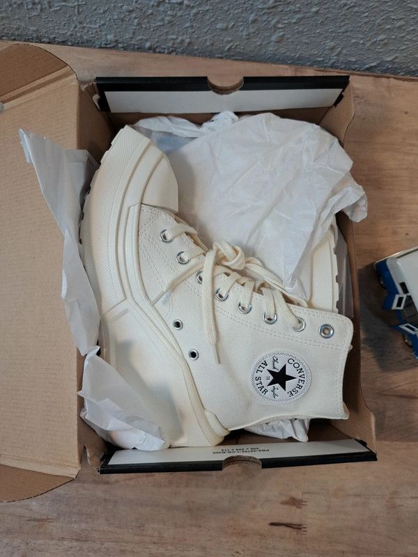 Converse blancas plataforma 37