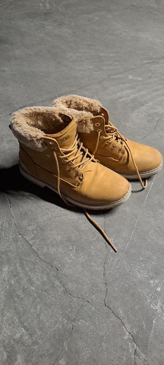 Botas montaña Xti 39