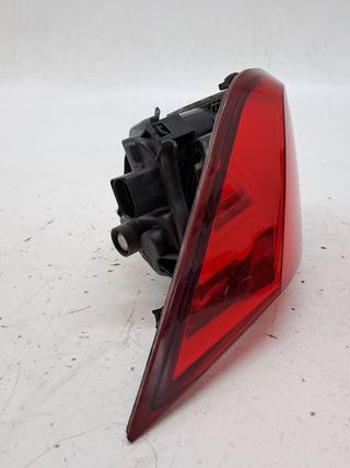 PILOTO TRASERO DERECHO SEAT LEON (1P1)