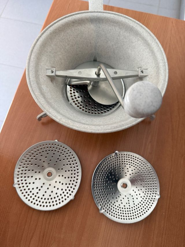 Pasapurés manual, 3 discos