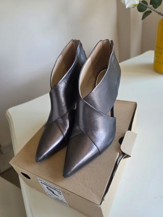 Zapato plata elegante