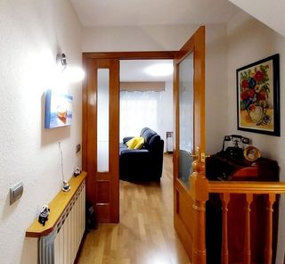 Casa adosada en venta en Les Arenes - La Grípia  Can Montllor en Terrassa