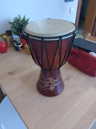 Bongo de madera
