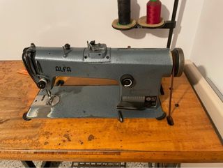 Máquina coser Alfa industrial