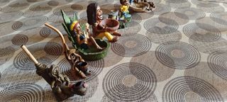 Figure decorative Marley. Negoziabili