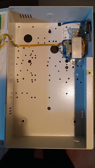 FUENTE ALIMENTACION SEGURIDAD CCTV 12V 1AMP