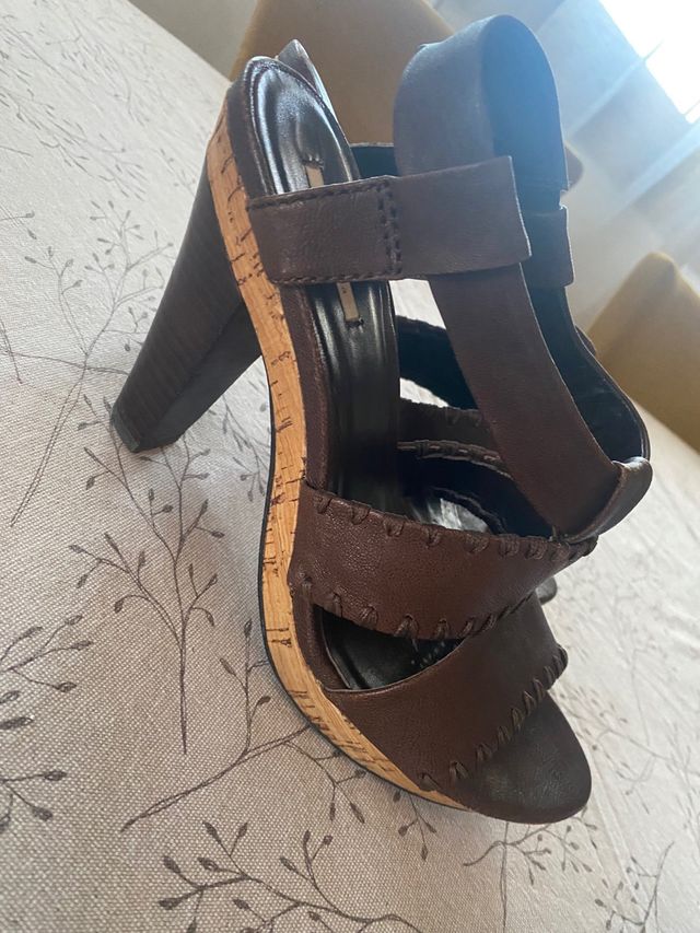 Sandalias BIMBA Y LOLA marrón