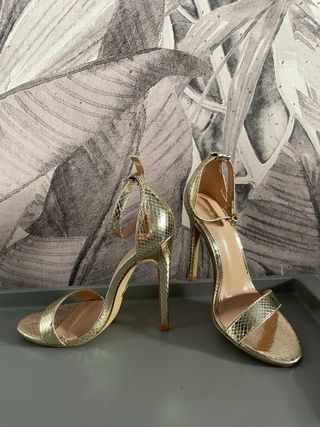 Zapatos tacones a estrenar!