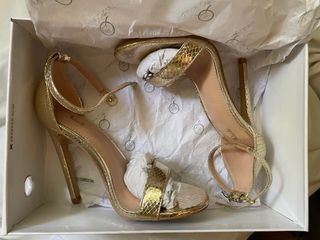 Zapatos tacones a estrenar!