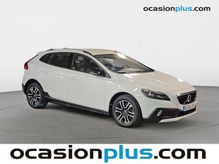 Volvo V40 Cross Country D2 Momentum Auto 88 kW (120 CV)
