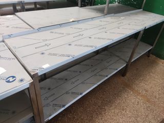 MESA INDUSTRIAL DE 150 CM
