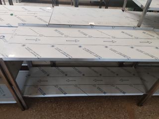 MESA INDUSTRIAL DE 150 CM
