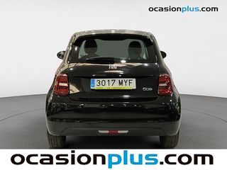 Fiat 500 Electrico Action Hb 185 km 70 kW (95 CV)