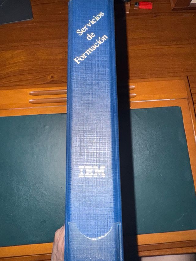 Carpeta IBM Servicios de Formación