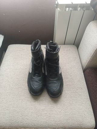 Botines Motorrad - Piel. Talla 41.
