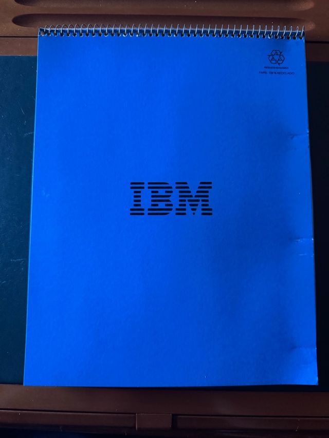 Cuaderno IBM antiguo