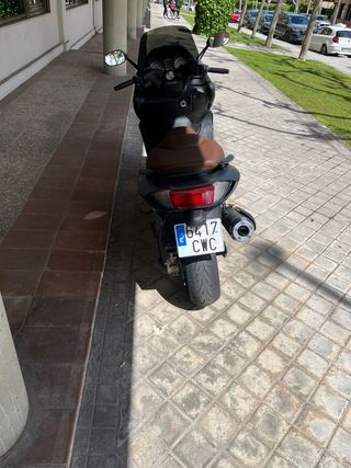 Yamaha T-Max 500 - Impecable con pocos kilómetros