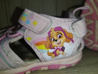 Sandali rosa, Skye, Paw Patrol, numero 26. 