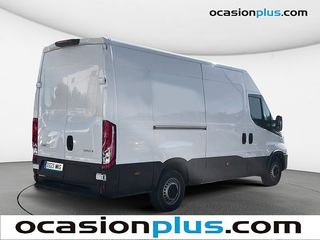 Iveco Daily Furgon 35S 16 V 3520L/H2 Auto 115 kW (156 CV)