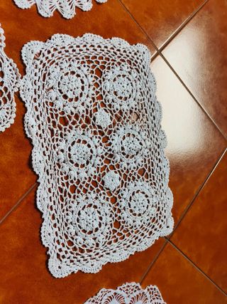 Set 9 centrini uncinetto vintage