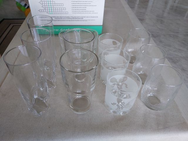 11 Vasos + 5 pequeños de Cristal transparente