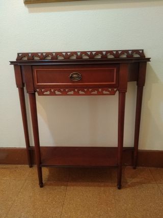 Mueble recibidor antiguo de madera