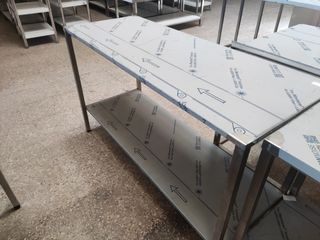 MESA INDUSTRIAL DE 142 CM