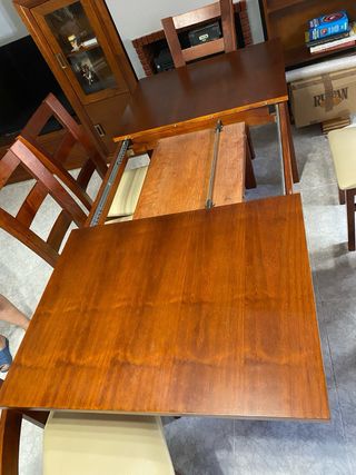 Mesa comedor + 6 sillas madera
